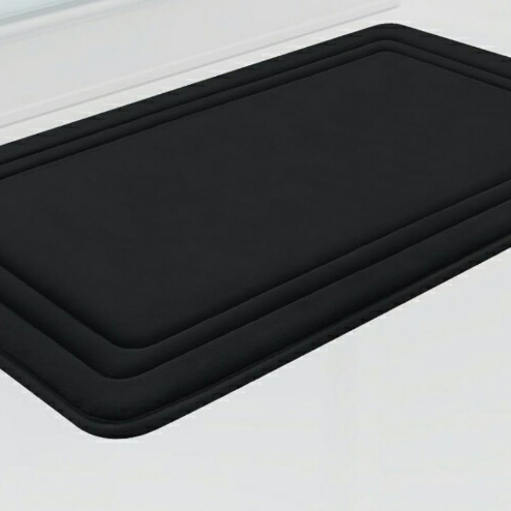 NWT Black Cotton Bathroom Mat